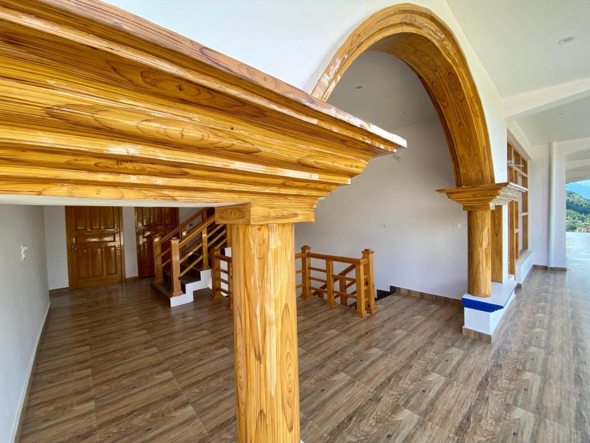 Hotel Mansarovar Inn Munsyari Eksteriør bilde