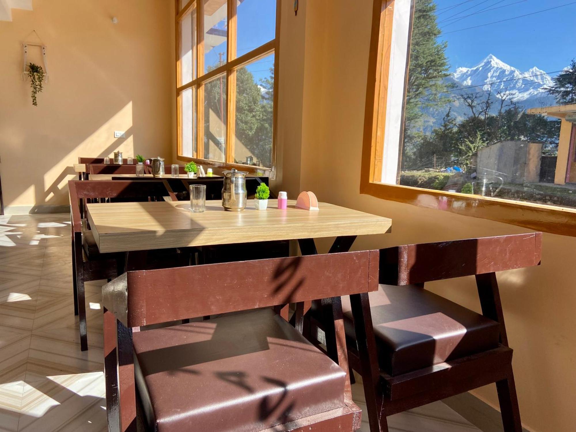 Hotel Mansarovar Inn Munsyari Eksteriør bilde